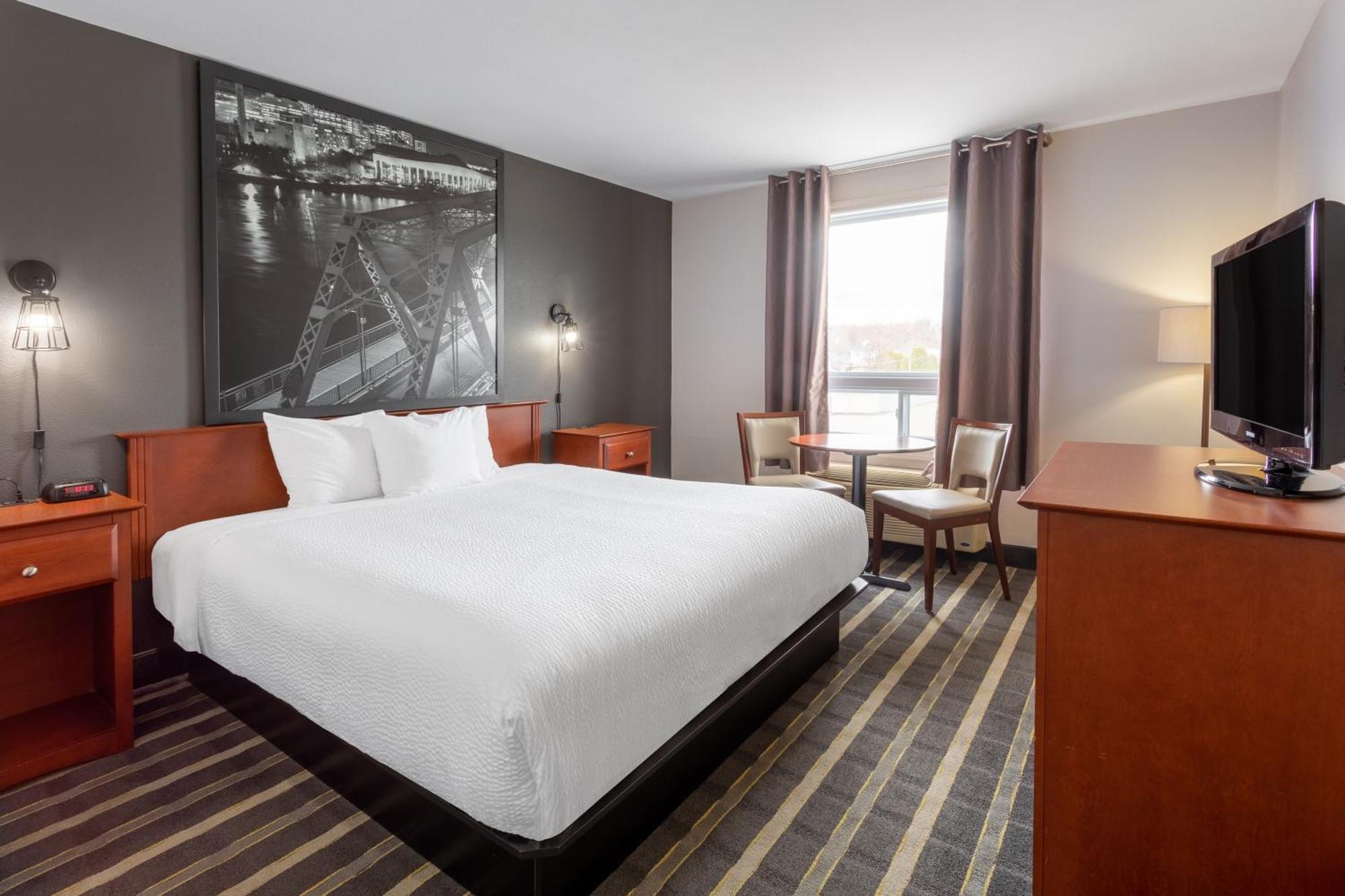 Super 8 By Wyndham Trois-Rivieres Hotel Exterior foto
